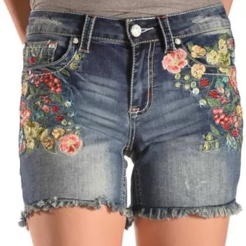 Grace in La denim shorts embroidered floral design - Picture 1 of 8